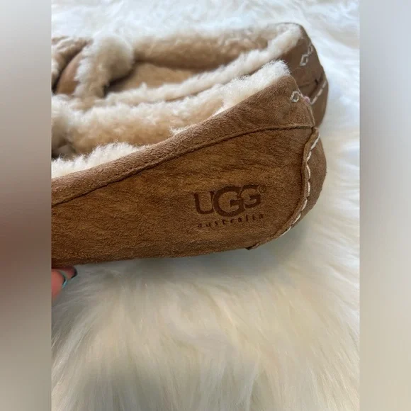 UGG ANSLEY FUR BOW slipper size 10 chestnut color - Picture 2 of 8